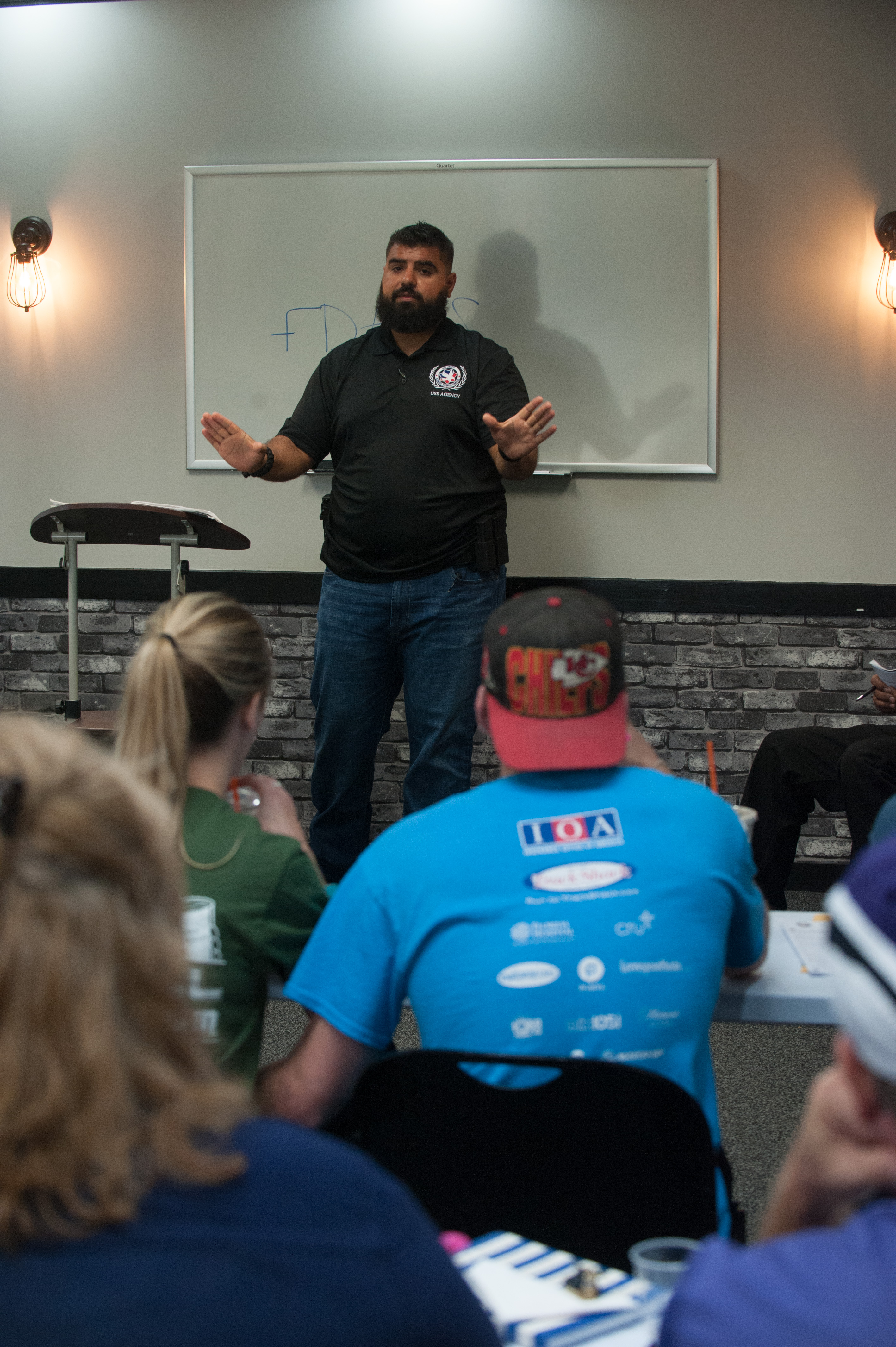 1002 USS Agency class and stock photos  ArtzPhoto 11192016