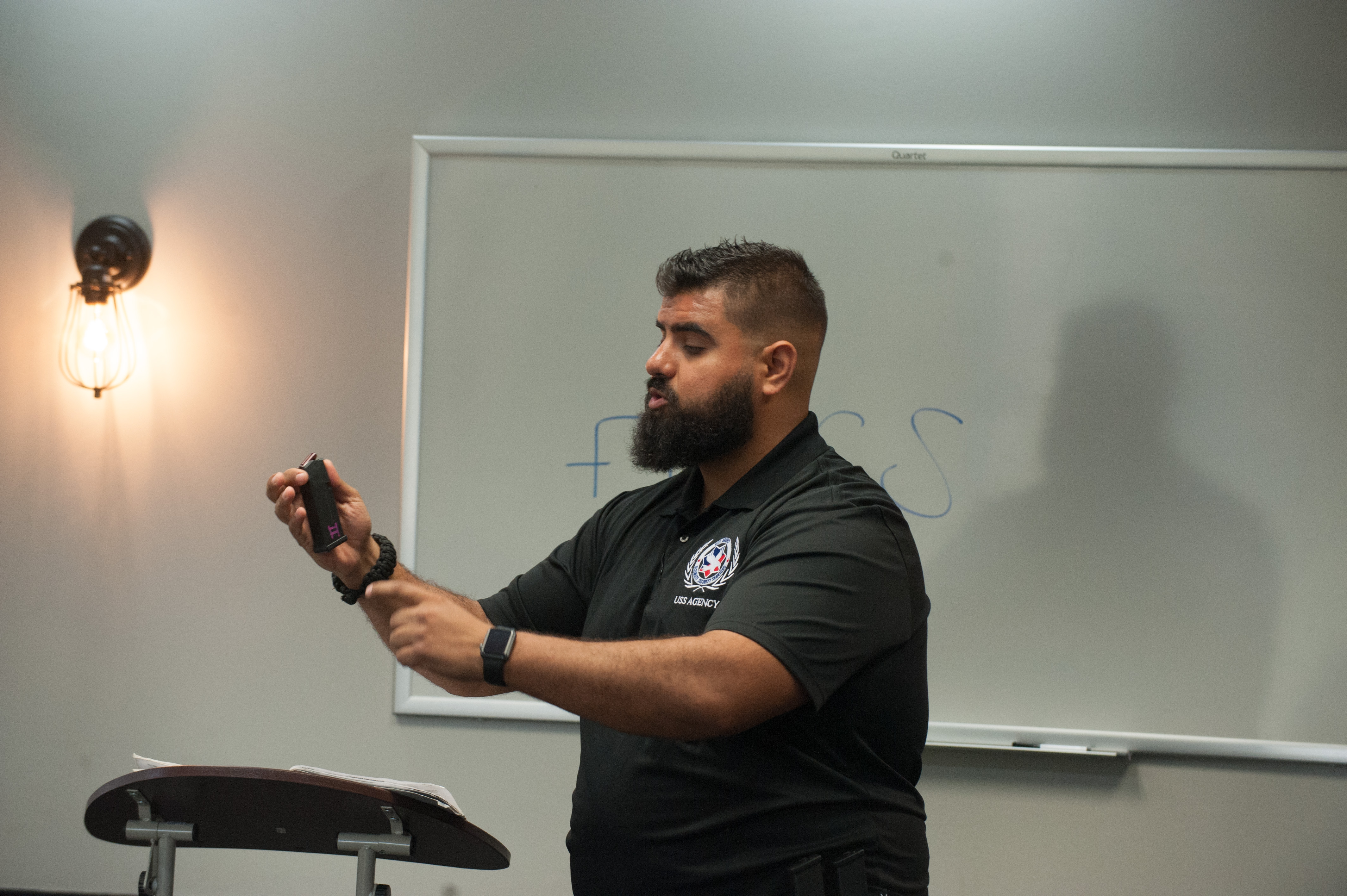 1004 USS Agency class and stock photos  ArtzPhoto 11192016